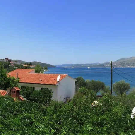 Apartments Luka Trogir Exterior photo