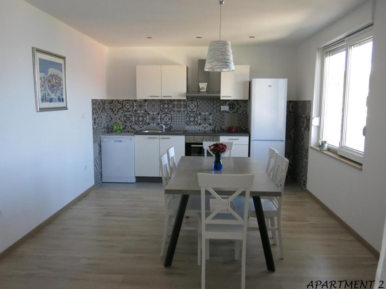 Apartment Luka